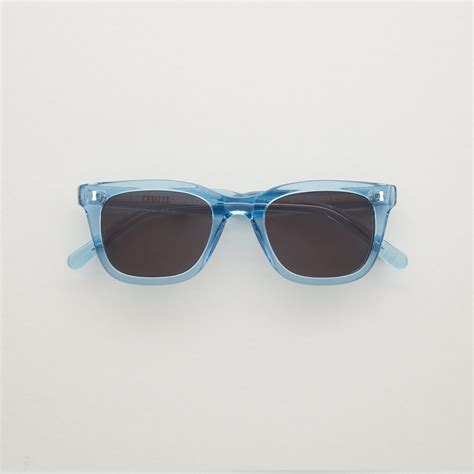 Ampton Bold: Thick acetate square sunglasses .